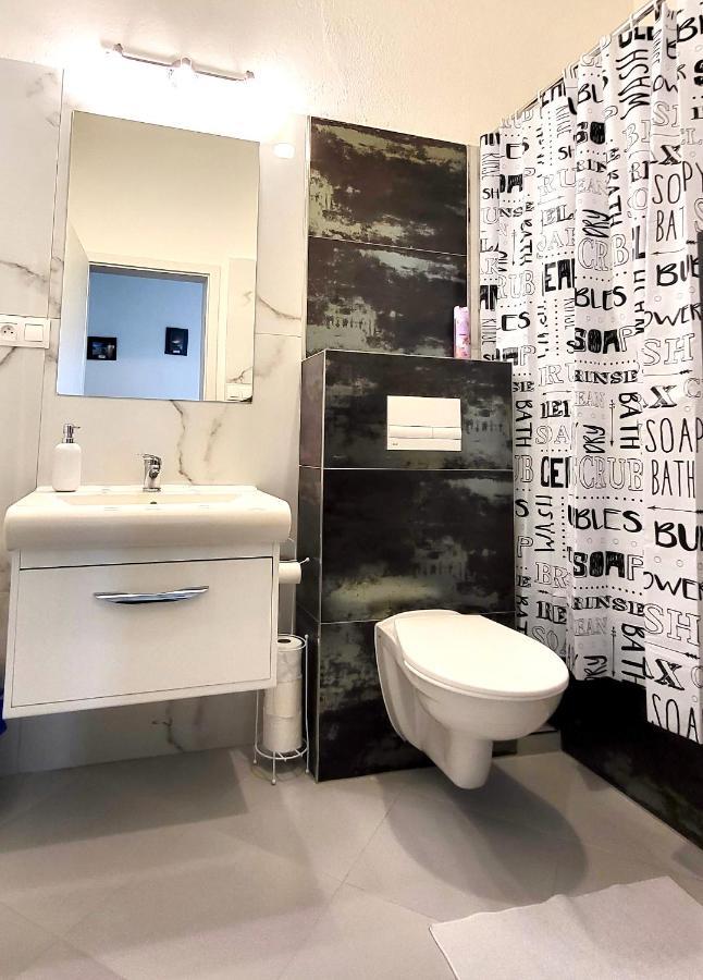Oskar Wilde Apartman Stará ľubovňa Kültér fotó