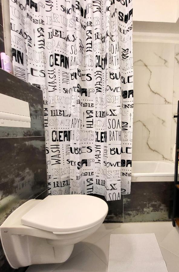 Oskar Wilde Apartman Stará ľubovňa Kültér fotó