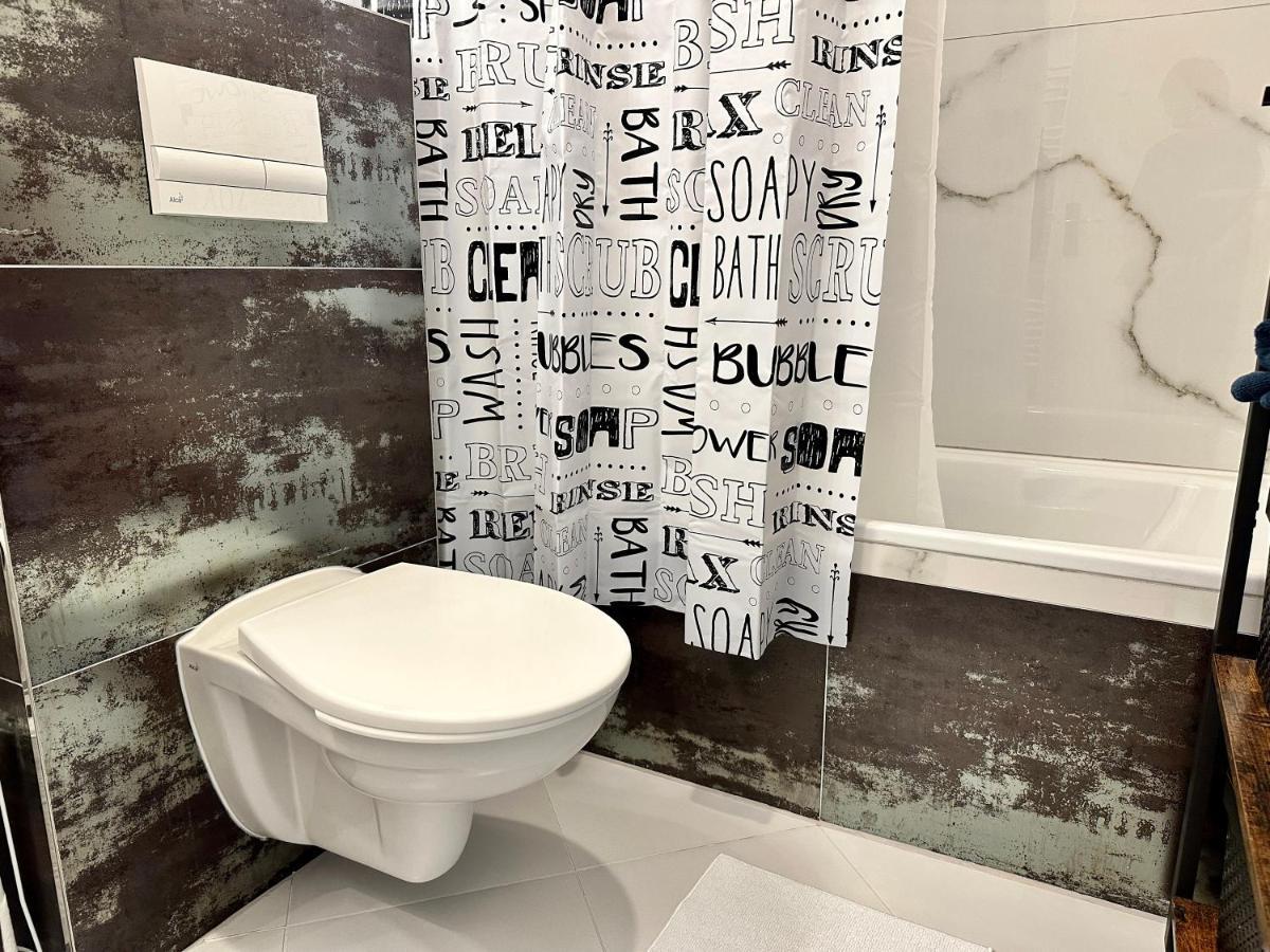 Oskar Wilde Apartman Stará ľubovňa Kültér fotó
